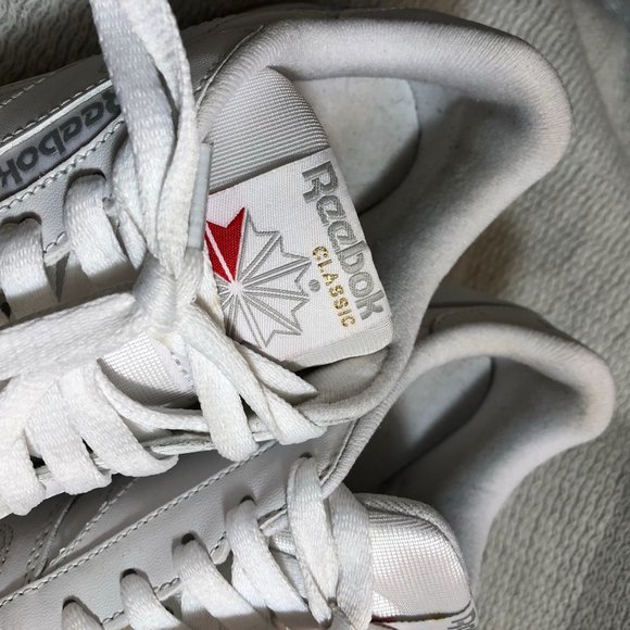 Reebok Classic Leather Sneakers - Picture 3 of 6